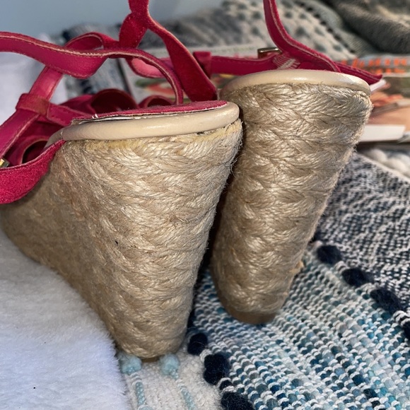 American Eagle Woven Wedges- Size 8 - Picture 4 of 4